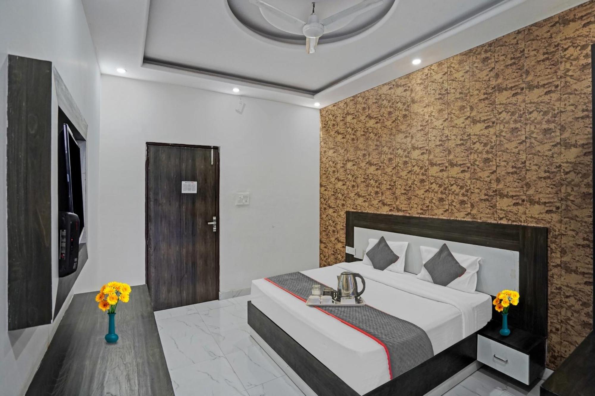 Collection O Rajvanshi Paradise Gurgaon Eksteriør billede