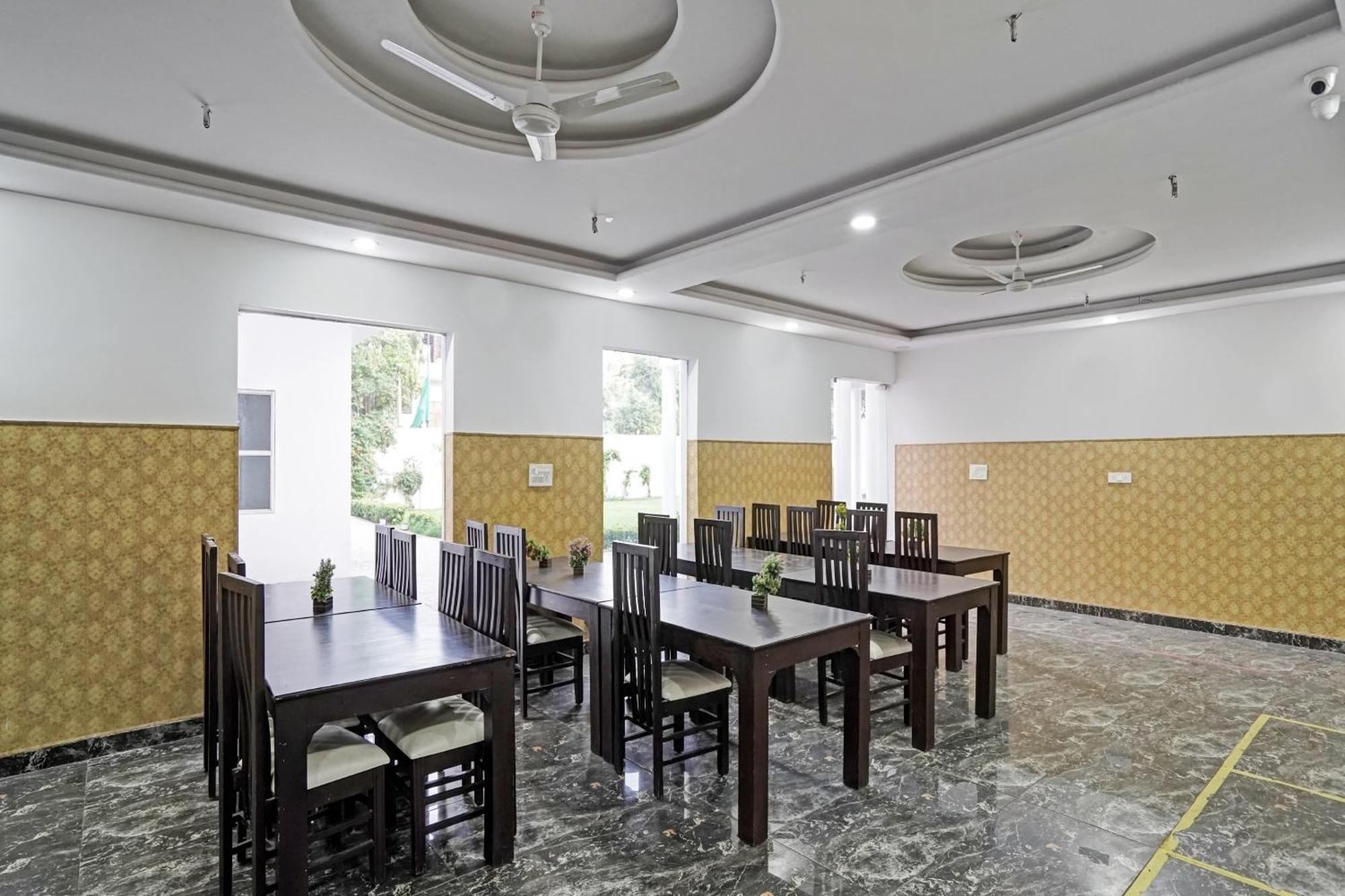 Collection O Rajvanshi Paradise Gurgaon Eksteriør billede