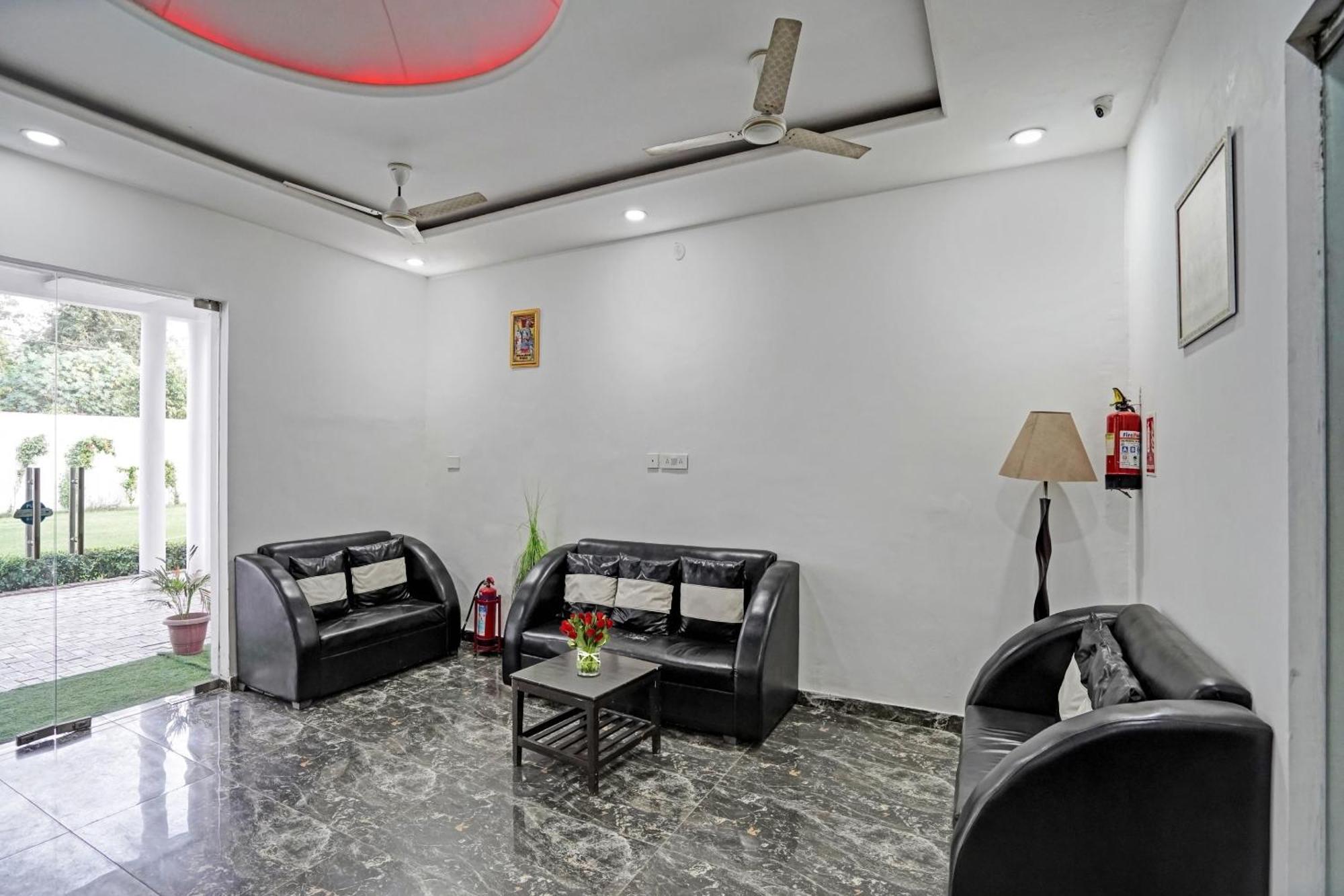 Collection O Rajvanshi Paradise Gurgaon Eksteriør billede