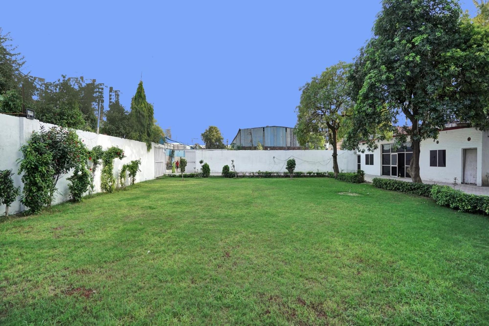 Collection O Rajvanshi Paradise Gurgaon Eksteriør billede