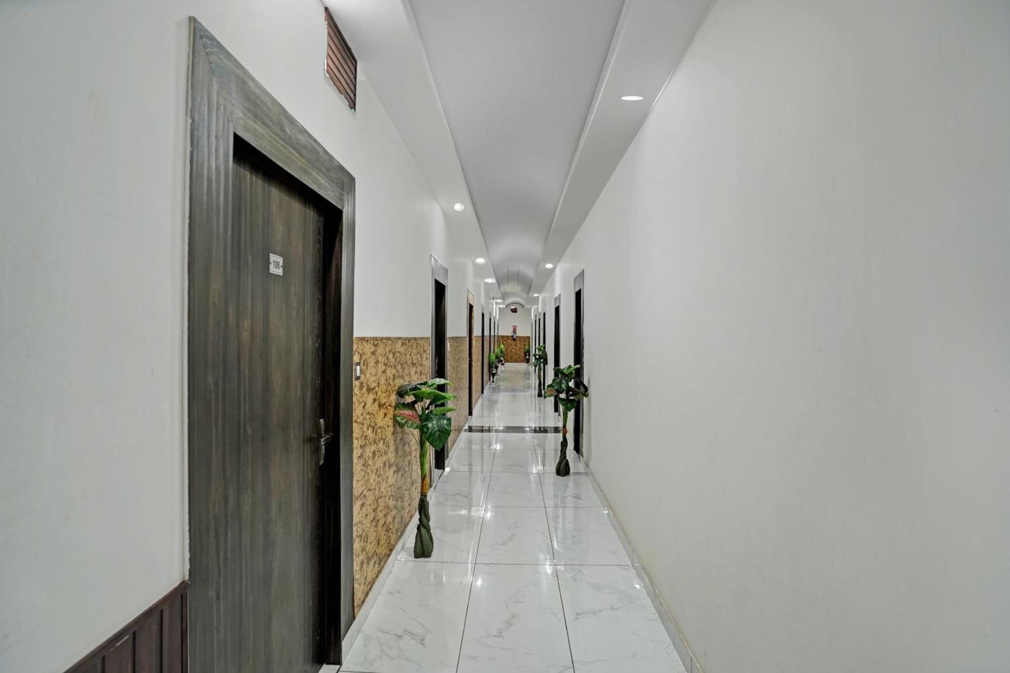 Collection O Rajvanshi Paradise Gurgaon Eksteriør billede